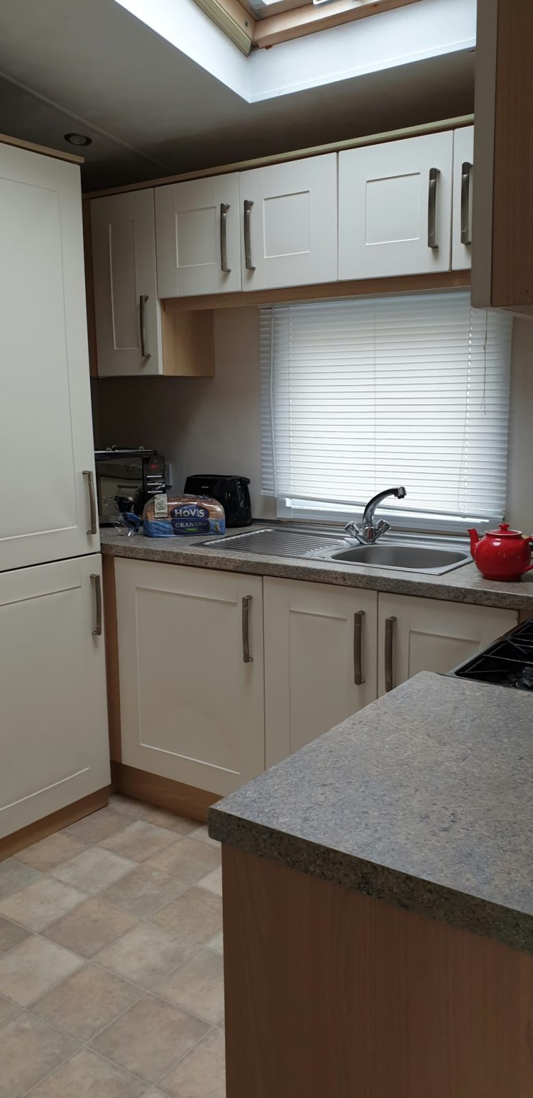 2011 Pemberton Berkley 3 berth static caravan