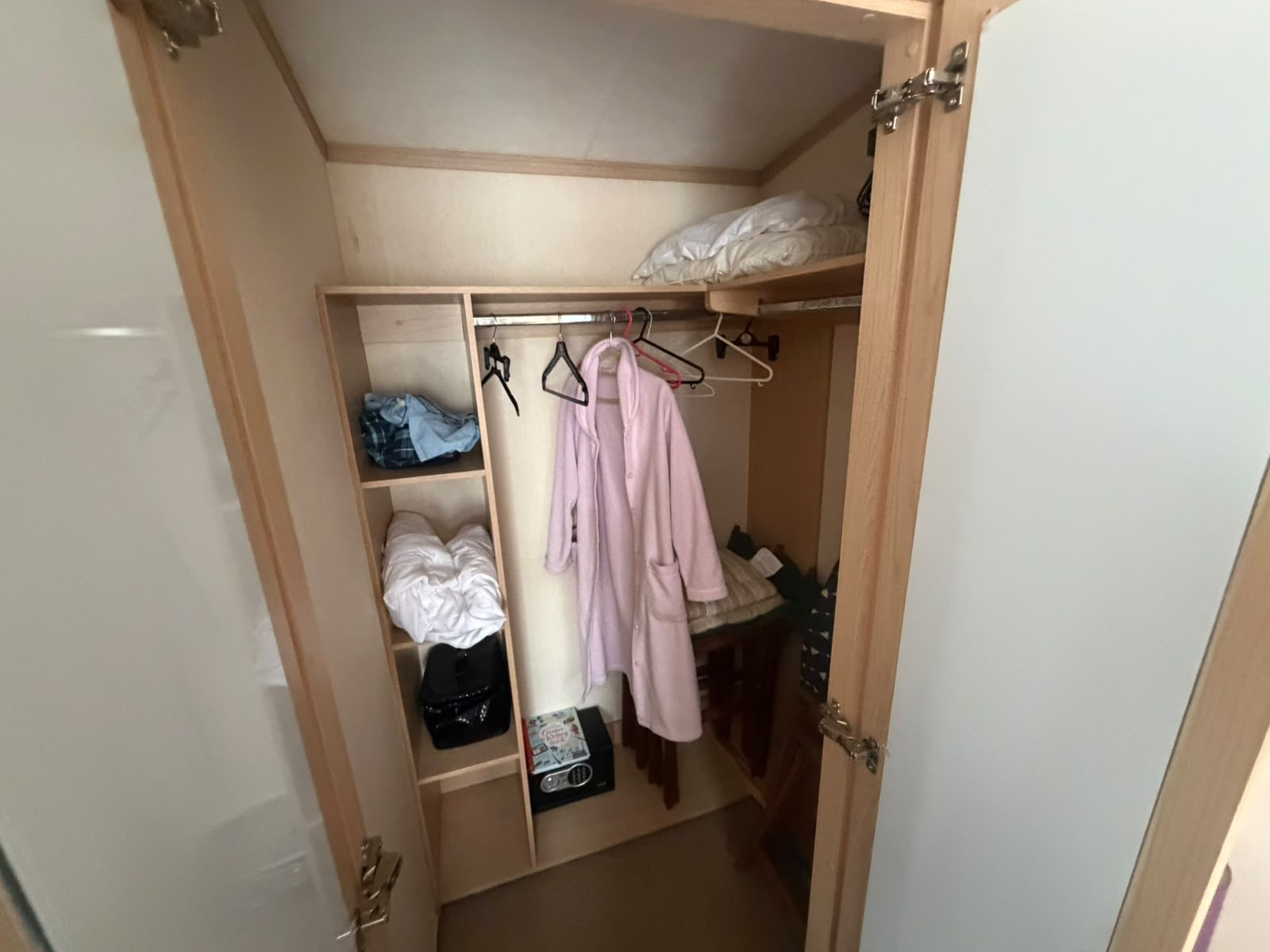 2011 Pemberton Berkley 3 berth static caravan