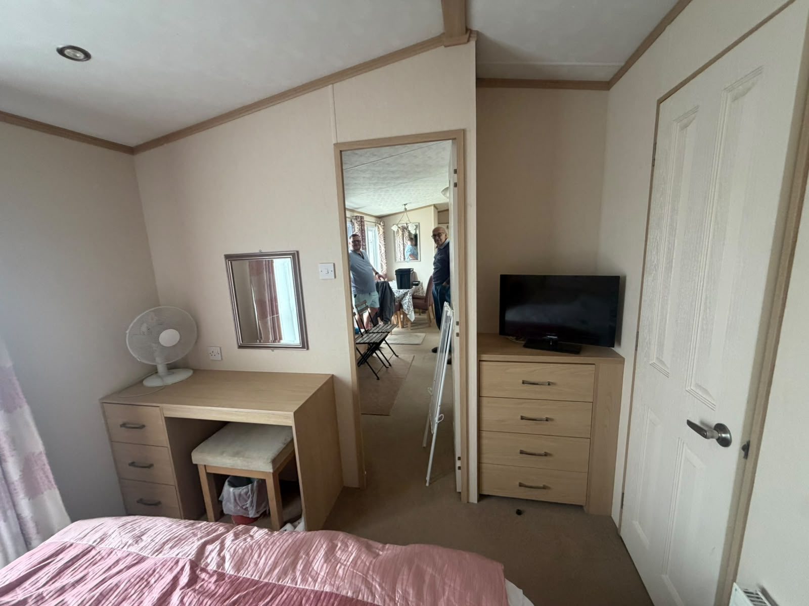 2011 Pemberton Berkley 3 berth static caravan